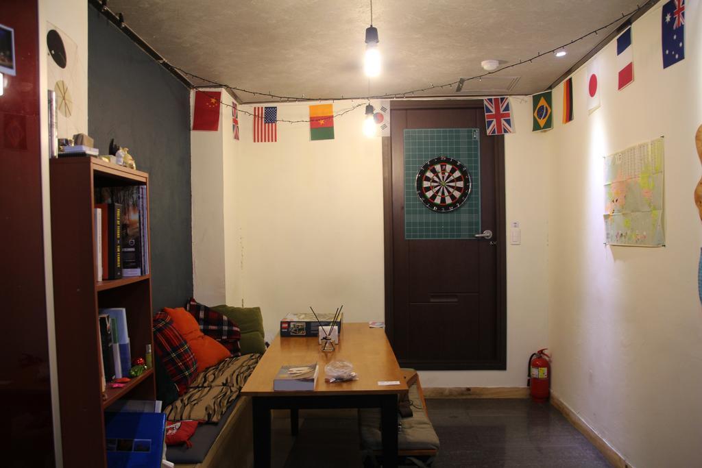 Backpackers' House Ξενοδοχείο Μπουσάν Εξωτερικό φωτογραφία